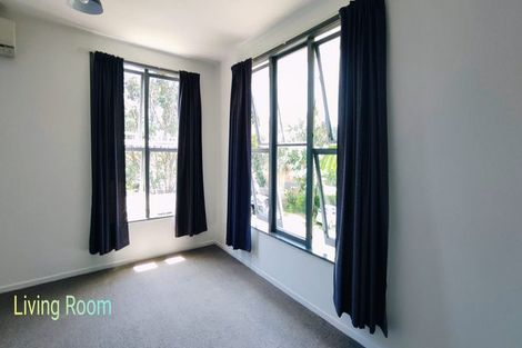 Photo of property in 8 Granby Place, Westown, New Plymouth, 4310