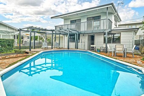 Photo of property in 402 Lumsden Road, Akina, Hastings, 4122