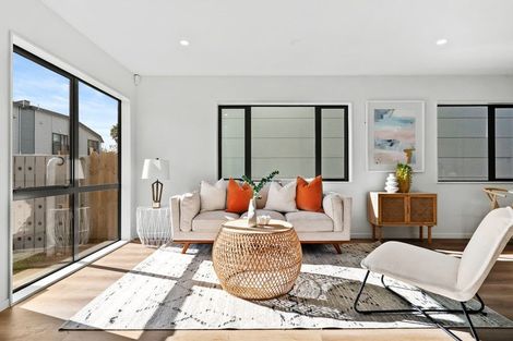 Photo of property in 13 Miles Avenue, Papatoetoe, Auckland, 2025