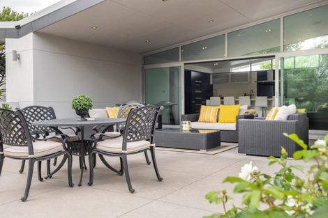 Photo of property in 8 Sherwood Downs Drive, Horsham Downs, Hamilton, 3281