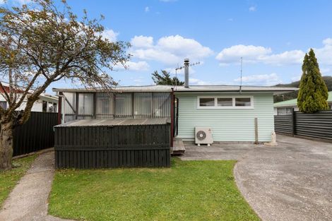 Photo of property in 46 Meremere Street, Wainuiomata, Lower Hutt, 5014