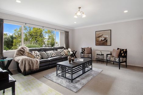 Photo of property in 11 Hinton Place, Pyes Pa, Tauranga, 3112