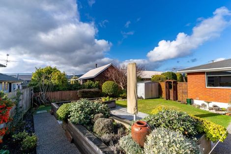 Photo of property in 43 Severn Street, Green Island, Dunedin, 9018