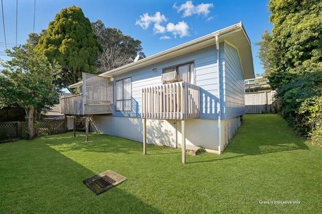 Photo of property in 1/19 Pine Avenue, Henderson, Auckland, 0612