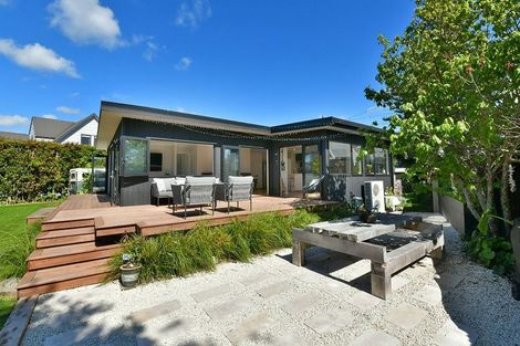 Photo of property in 73 The Circle, Manly, Whangaparaoa, 0930