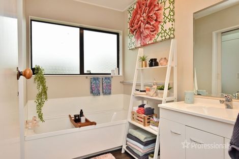 Photo of property in 15 Bethune Street, Featherston, 5710