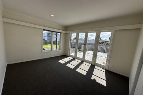 Photo of property in 5 Fraser Road, Papatoetoe, Auckland, 2025