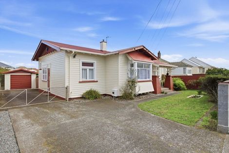 Photo of property in 35 Abbot Street, Gonville, Whanganui, 4501