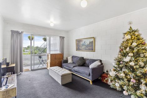 Photo of property in 3/19a Verbena Road, Birkdale, Auckland, 0626