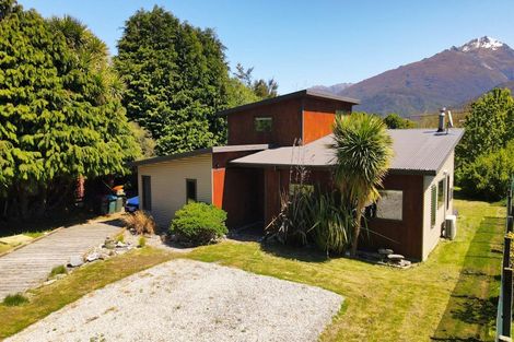 Photo of property in 5 Kiwi Street, Makarora, Wanaka, 9382