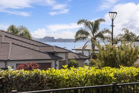 Photo of property in 7 Vantage Place, Omokoroa, 3114