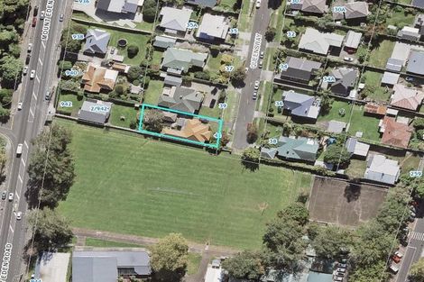 Photo of property in 41 Queensway, Three Kings, Auckland, 1024