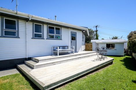 Photo of property in 185 Omata Road, Blagdon, New Plymouth, 4310