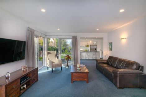 Photo of property in 3b Taylors Avenue, Bryndwr, Christchurch, 8052