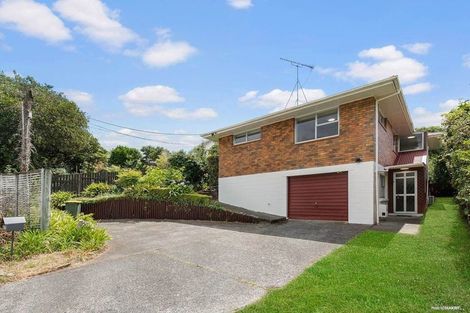 Photo of property in 122 Whangaparaoa Road, Red Beach, 0932