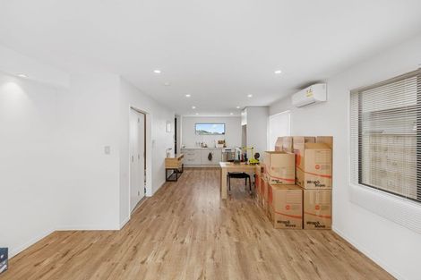 Photo of property in 10 Toia Lane, Silverdale, 0932