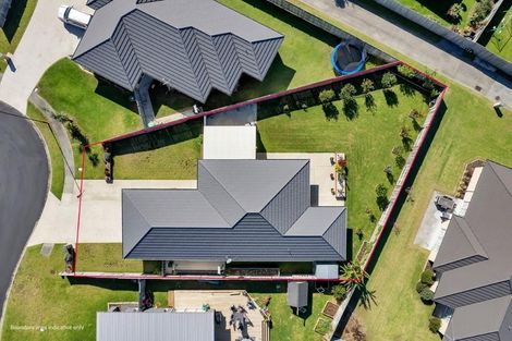 Photo of property in 6 Kamahi Place, One Tree Point, 0118