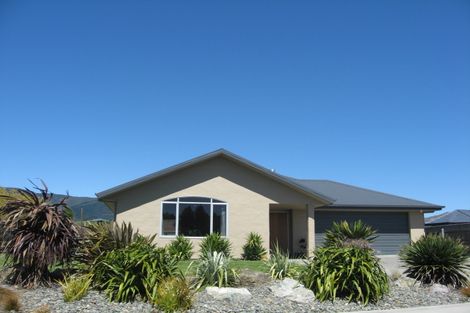 Photo of property in 50 Allport Place, Stoke, Nelson, 7011