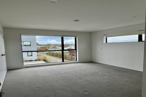 Photo of property in 11e Mandarin Place, Half Moon Bay, Auckland, 2012