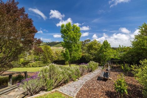 Photo of property in 12 Lucknow Place, Cashmere, Christchurch, 8022
