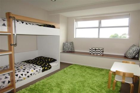 Photo of property in Wilk Heights, 2/8 Wilk Lane, Browns Bay, Auckland, 0630