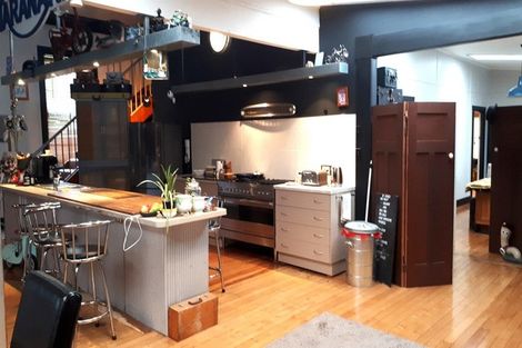 Photo of property in 43 Domett Street, Waitara, 4320