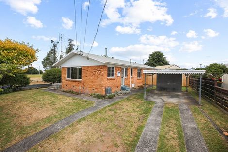 Photo of property in 68 English Street, St Andrews, Hamilton, 3200