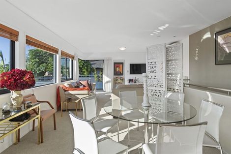 Photo of property in 28 Seaview Road, Otumoetai, Tauranga, 3110