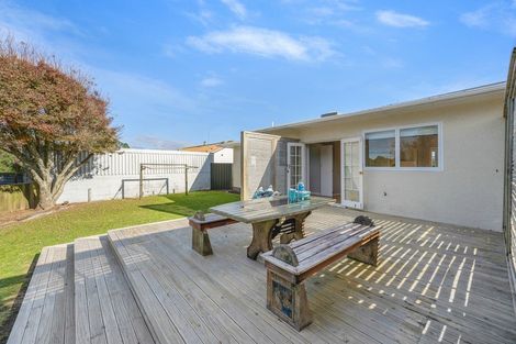 Photo of property in 411 Carrington Street, Upper Vogeltown, New Plymouth, 4310