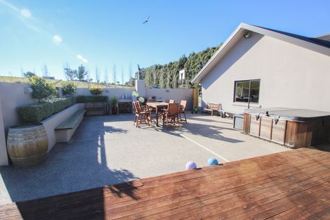 Photo of property in 4/102 Beach Road, Awamoa, Oamaru, 9495