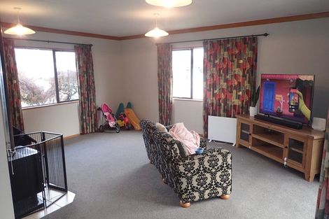 Photo of property in 6 Halyard Close, Flagstaff, Hamilton, 3210