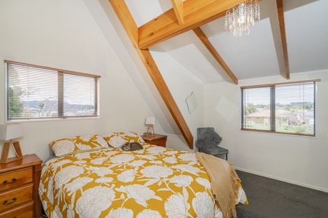 Photo of property in 10 Impala Place, Whitianga, 3510