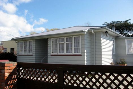Photo of property in 20 Leighton Avenue, Waiwhetu, Lower Hutt, 5010