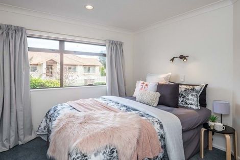 Photo of property in 1 Inverell Place, Waikanae, 5036