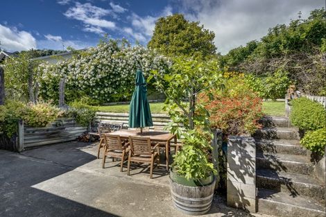 Photo of property in 4 Ritchie Place, Havelock North, 4130