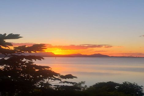 Photo of property in 102 Beach Road, Onerahi, Whangarei, 0110