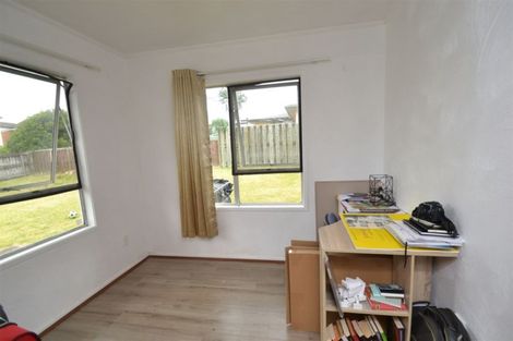 Photo of property in 30 Glynnbrooke Street, Te Atatu South, Auckland, 0610