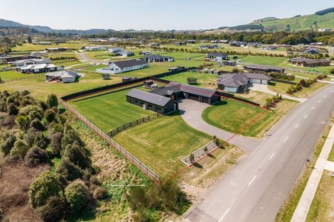 Photo of property in 12 Kahikatea Drive, Kinloch, Taupo, 3377