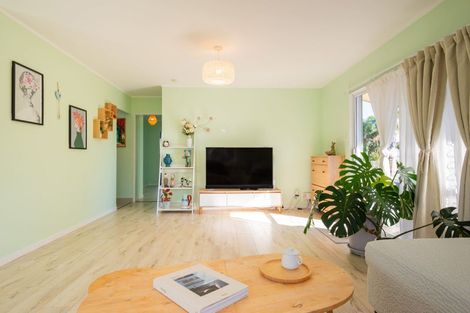 Photo of property in 1/616 Te Atatu Road, Te Atatu Peninsula, Auckland, 0610