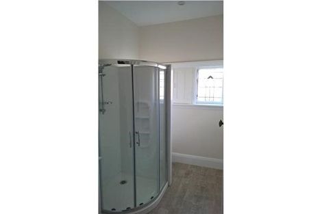 Photo of property in 8 Holly Road, St Albans, Christchurch, 8014