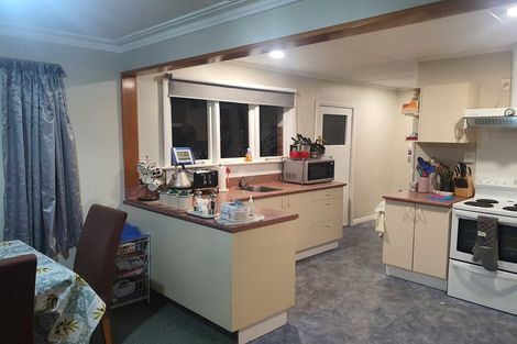 Photo of property in 6 Watson Street, Green Island, Dunedin, 9018