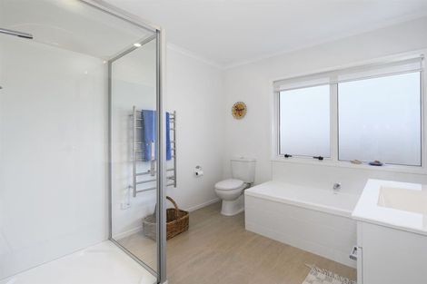 Photo of property in 23 Sarona Park Drive, Omanawa, Tauranga, 3171