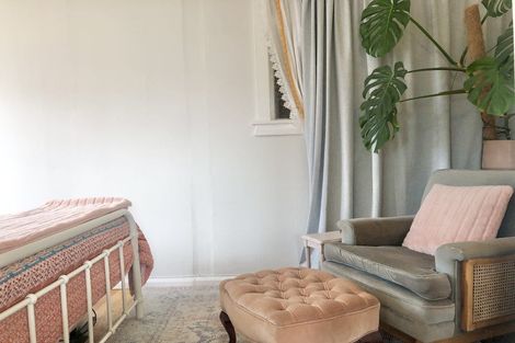 Photo of property in 16 Chrystal Street, Foxton Beach, Foxton, 4815