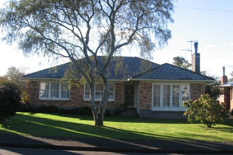 Photo of property in 10 Rembrandt Place, Opaheke, Papakura, 2113