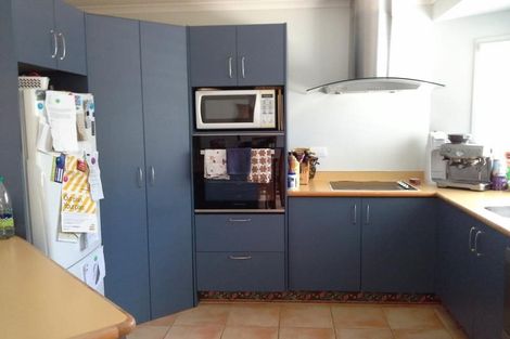 Photo of property in 5-7 Shelter Grove, Frankleigh Park, New Plymouth, 4310