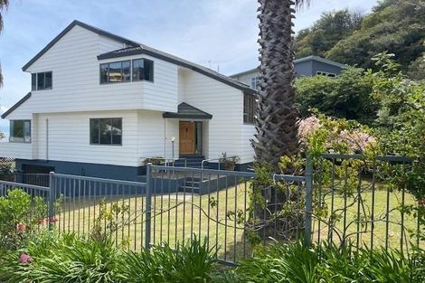 Photo of property in 14 Hornsey Road, Bluff Hill, Napier, 4110