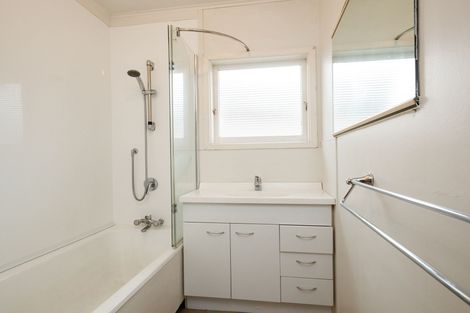 Photo of property in 5 Parkland Crescent, Terrace End, Palmerston North, 4410