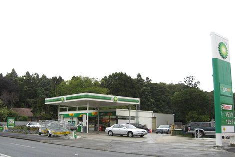 Photo of property in 2 Park Estate Road, Rosehill, Papakura, 2113