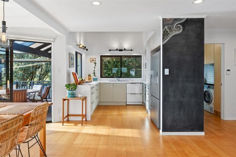 Photo of property in 78 Waitea Road, Muriwai, Waimauku, 0881