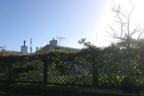 Photo of property in 5 Somerset Crescent, Highbury, Palmerston North, 4412